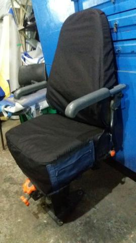 Vendo capas para cadeiras de motoristas e cobradores de ônibus