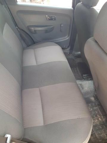 Vende um palio ano 2014 /15 valor 26.000.00 - Foto 10
