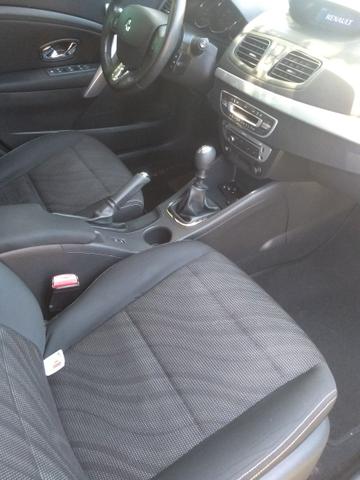 Fluence 2014 com 58.000km - Foto 7