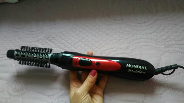 Escova modeladora Mondial