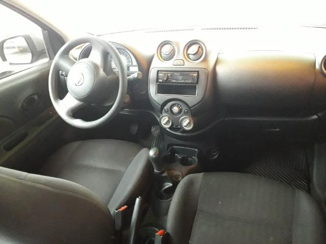 Veículo Nissan March - Foto 5