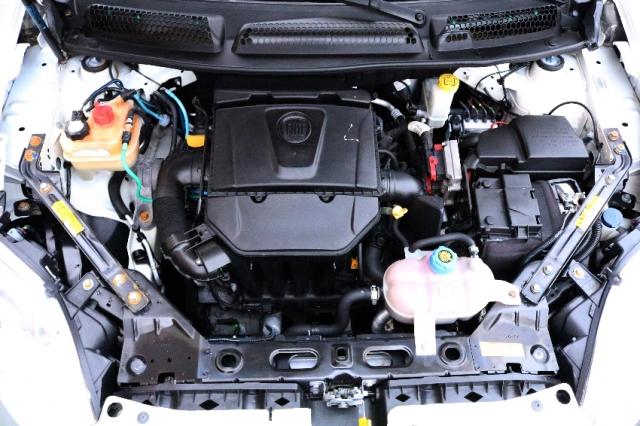 Fiat Bravo Essence 1.8 Flex Manual | Completo 4P - Foto 7