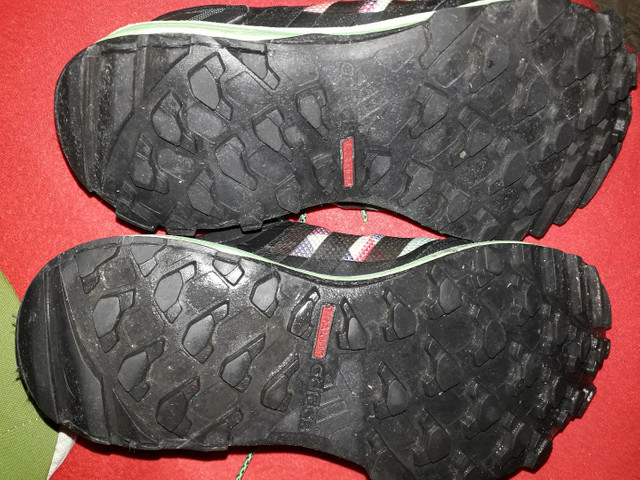 tenis adidas traxion