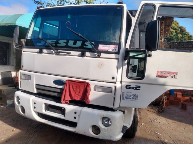 VENDO FORD CARGO