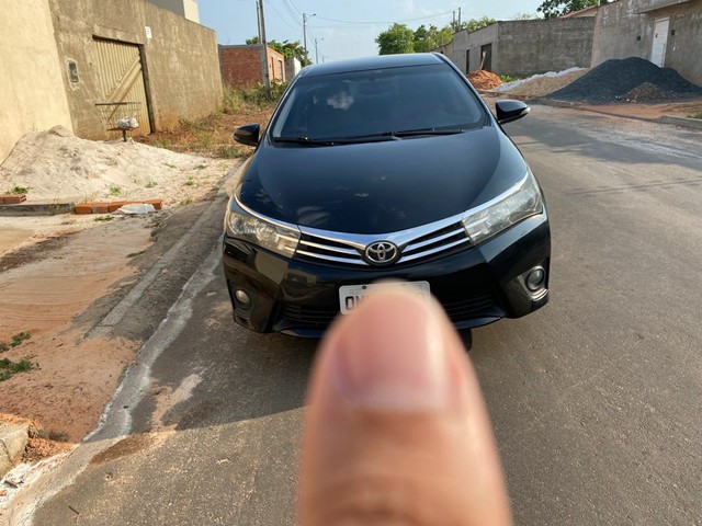 VENDO COROLLA XEI 2.0 ANO 2015