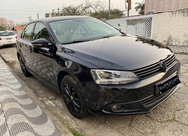 JETTA 2.0 CONFORTLINE FLEX AUTOMÁTICO 2012