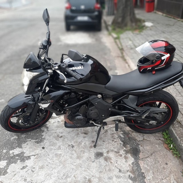 KAWASAKI ER-6N 2011