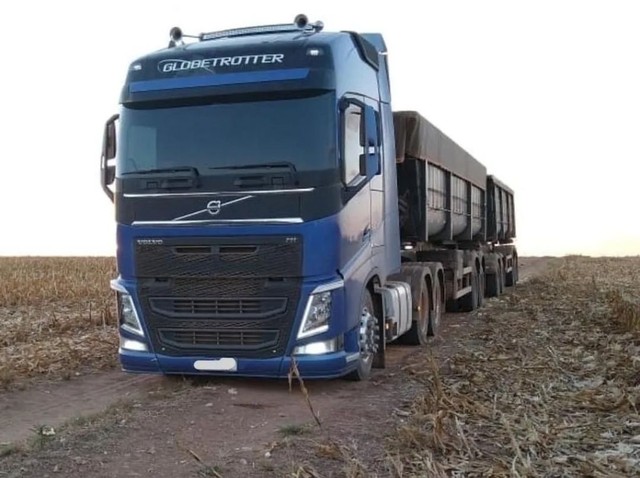 FH 540 2017 RODOCAÇAMBA 6X4 PARCELADO