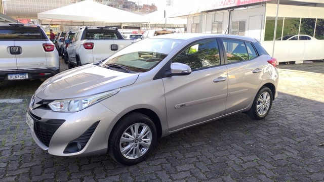 TOYOTA YARIS 1.3 XL AUT 4P