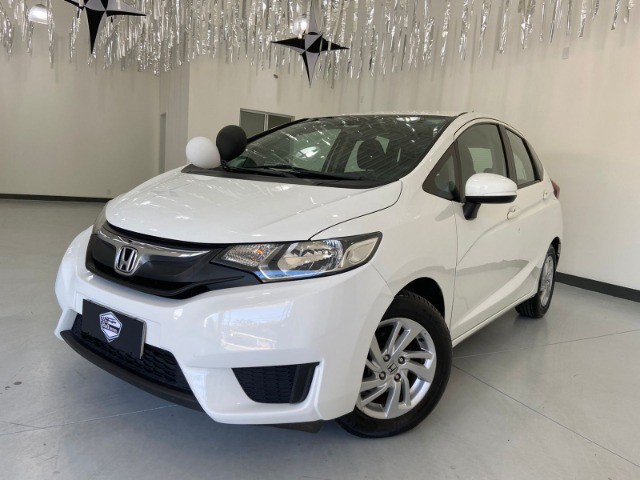HONDA FIT 2015 LX AUTOMÁTICO.