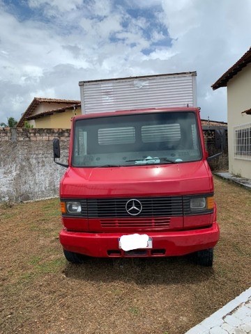 CAMINHÃO BAÚ 2015 5.40