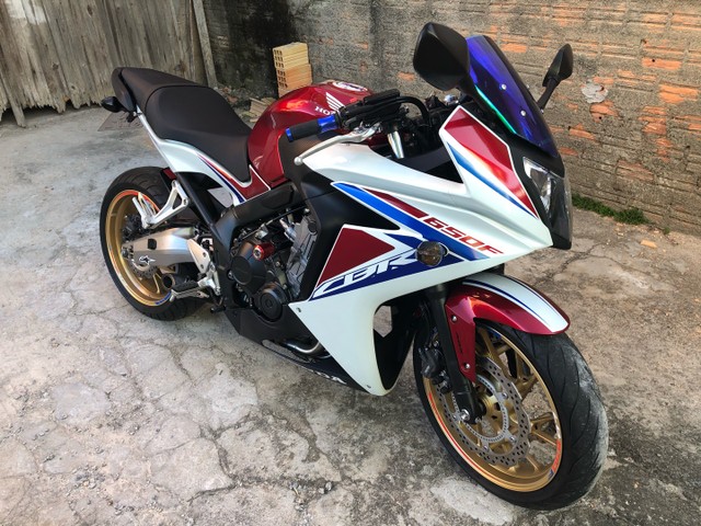 HONDA CBR 650F 2017 TRICOLOR