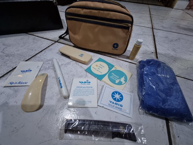 Kit Nécessaire de Bordo Varig Anos 80 completo original