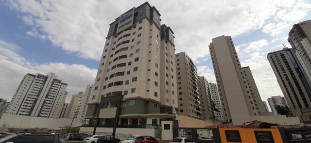 Rua 35 sul 03 qts. com DCE , vista permanente 90 m2 rua frente ao metrô  concessionárias - Foto 4