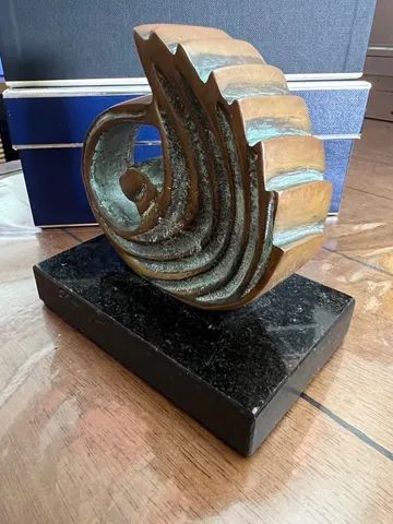Estátua em bronze águia Lilly furrer usada  - Foto 2