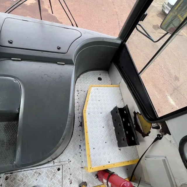 Ônibus Escolar marcopolo Sênior MIDI ano 2012 em cascavel,PR - Foto 12