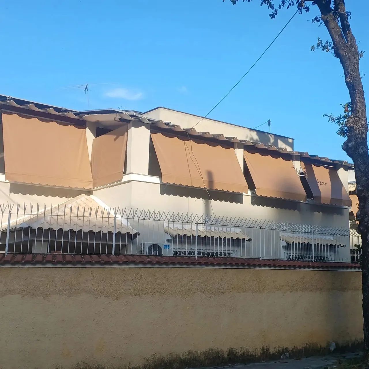 Toldos Manutenção,  Conserto e Troca de Lonas