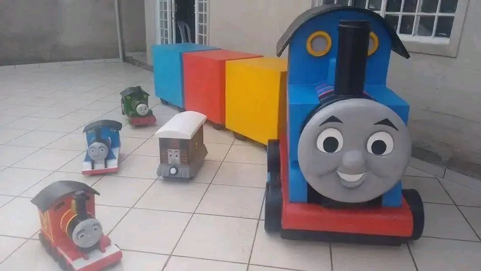 Thomas e seus amigos para decoração d festas  - Foto 3