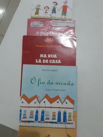 Lote Livros infantis - Foto 4