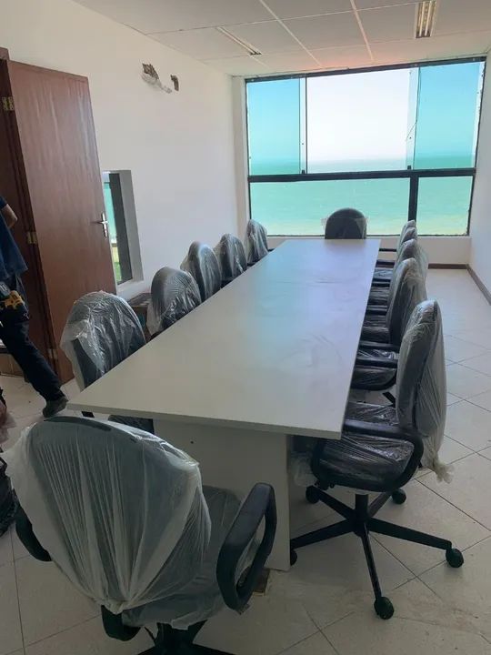 Mesa Branca Executiva Para Reunião