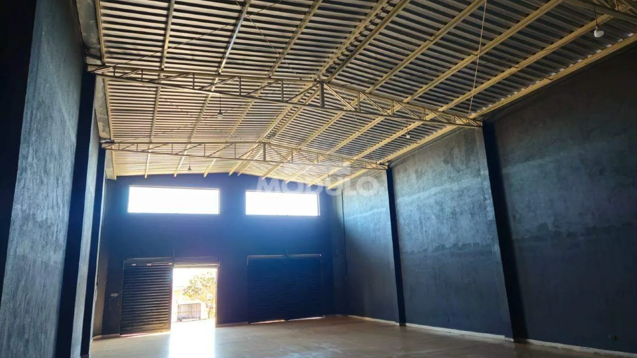 Galpão comercial para locação, bairro Shopping Park