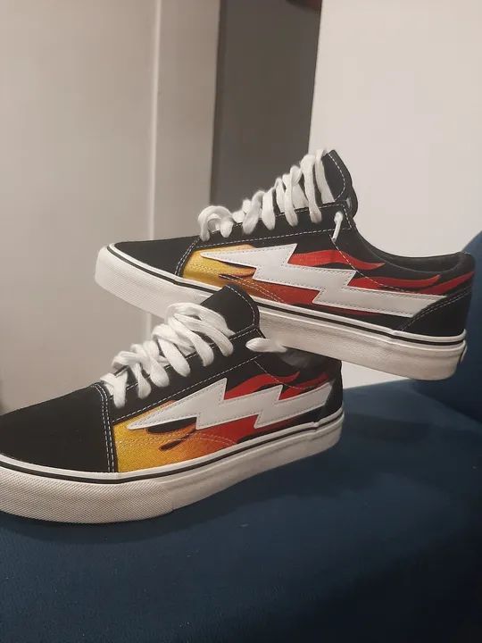 Tênis Fogo Flame estilo Vans irado