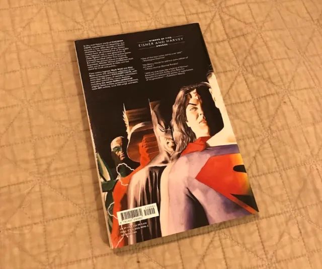 HQ  - Kingdom Come - Alex Ross - Versão em Inglês - Foto 2