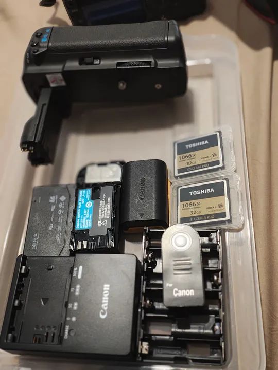 Canon EOS 5D Mark II - Câmera DSLR Profissional - Foto 3