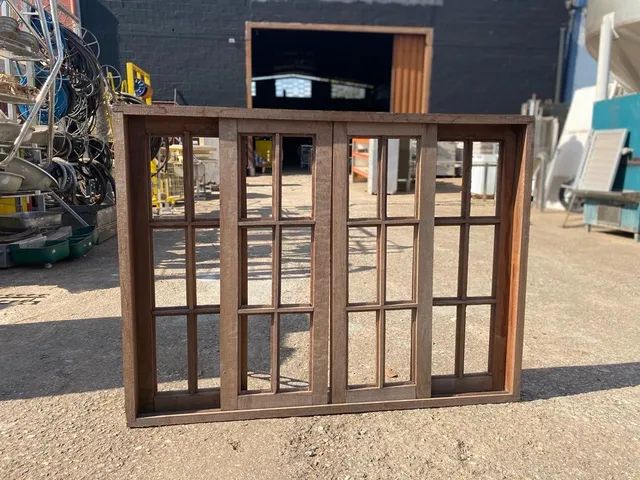 Janela em angelim vermelho - Foto 2