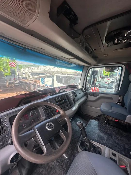 Volks Constellation 19-320 Caçamba 6x2 trucado  - Foto 6