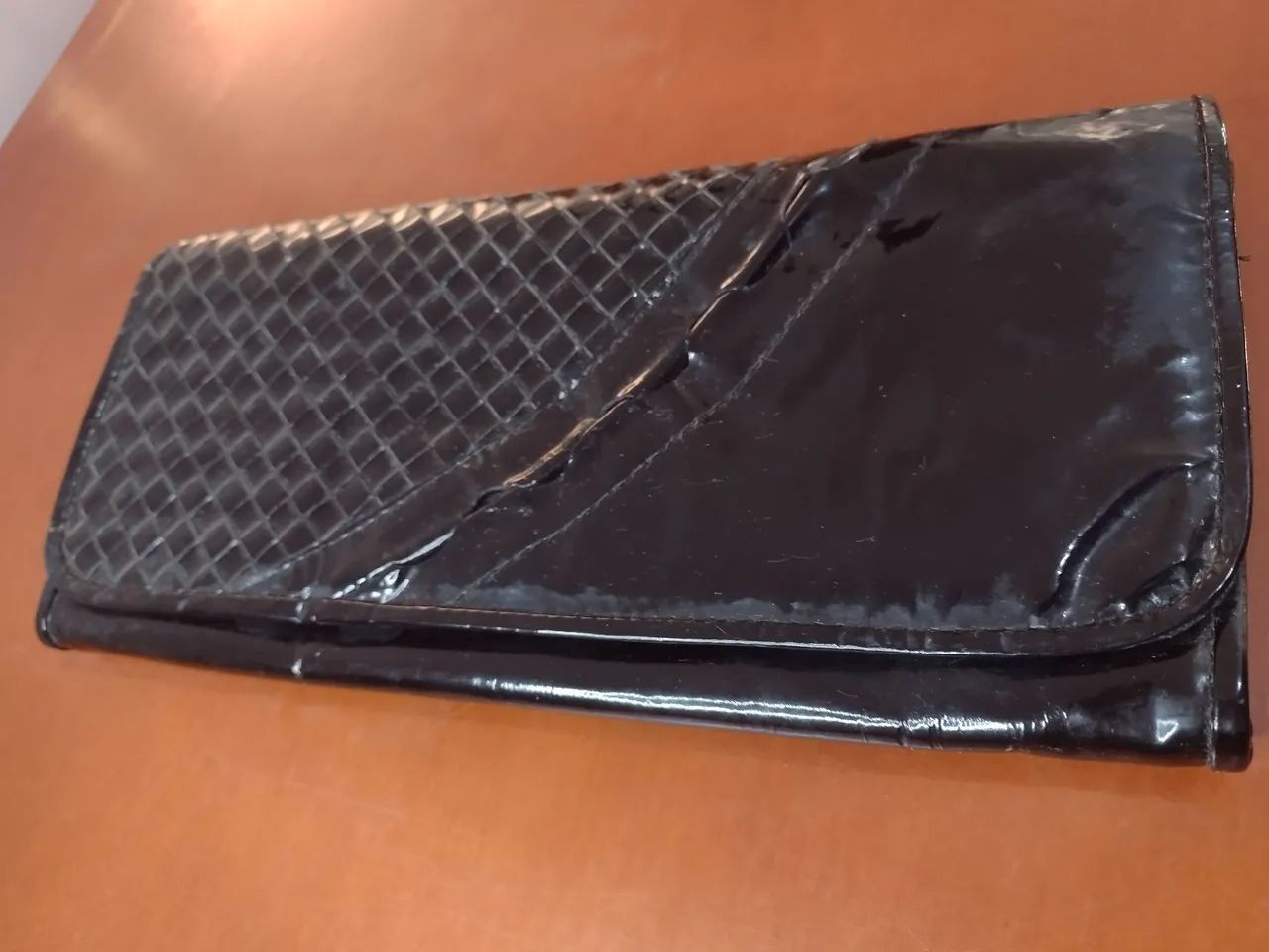 Bolsa carteira em Couro Verniz - Foto 3
