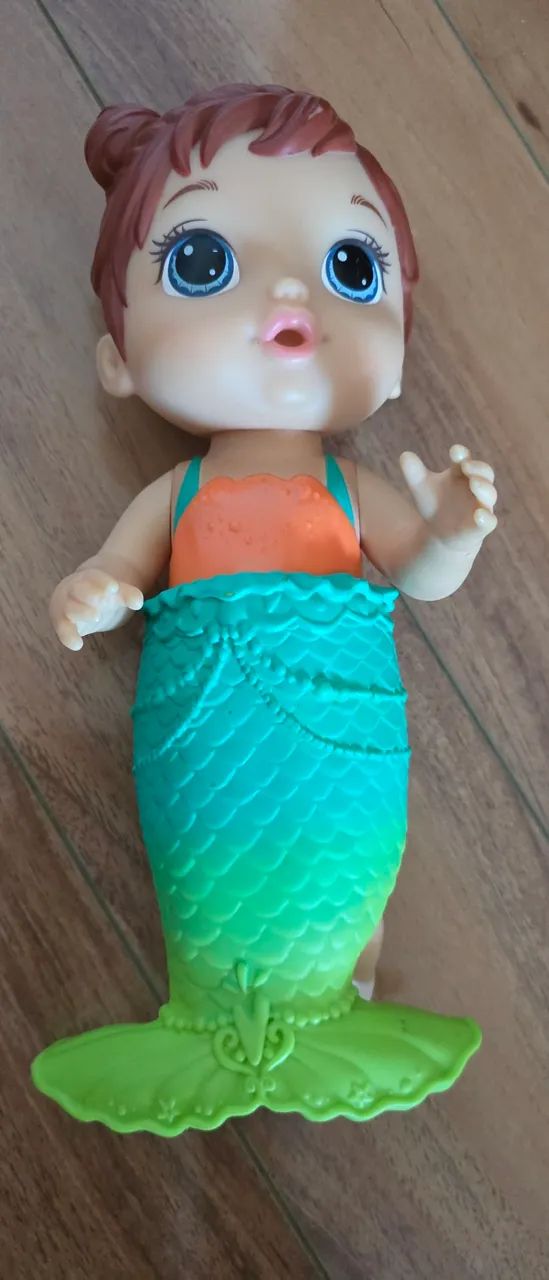 Boneca baby, alive, sereia, pele branca, cabelo castanho original, banho