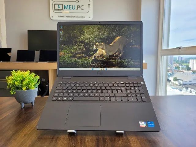 Notebook Dell Vostro 3500 - Core i5 | 11ª Geração | 256GB SSD | 8GB DDR4 | 15.6"