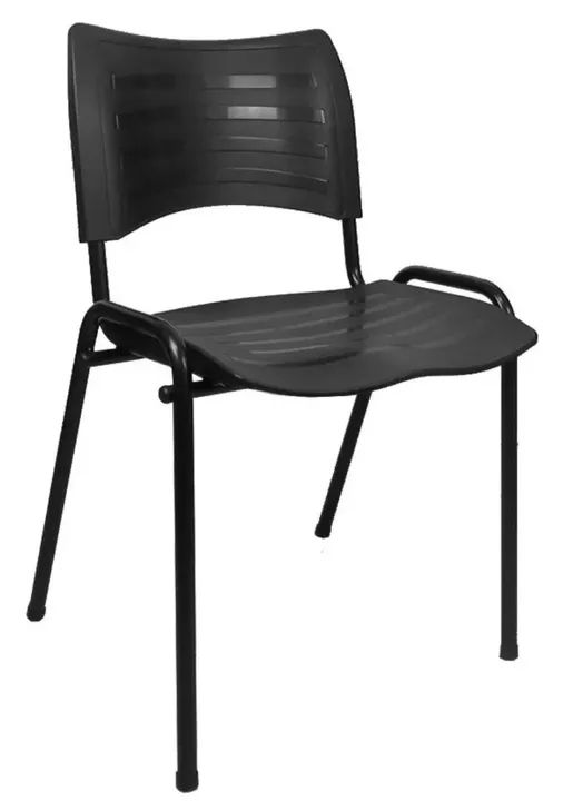 Cadeira de Escritório Simples e Resistente