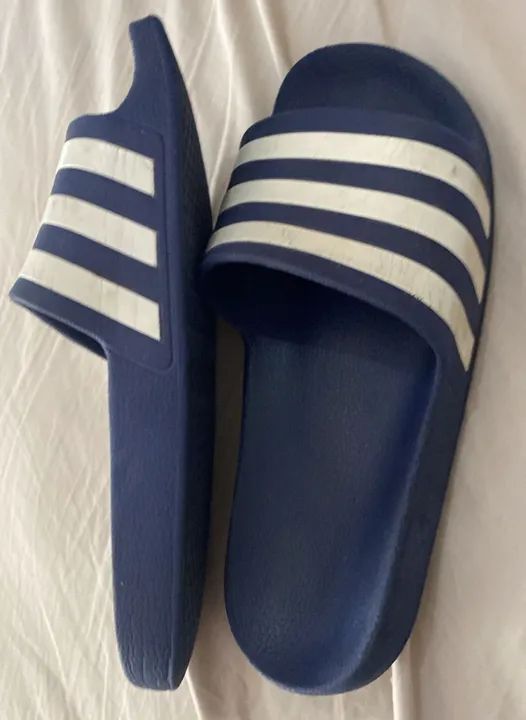 Chinelos Adidas Azul com Listras Brancas Número 39  - Foto 4