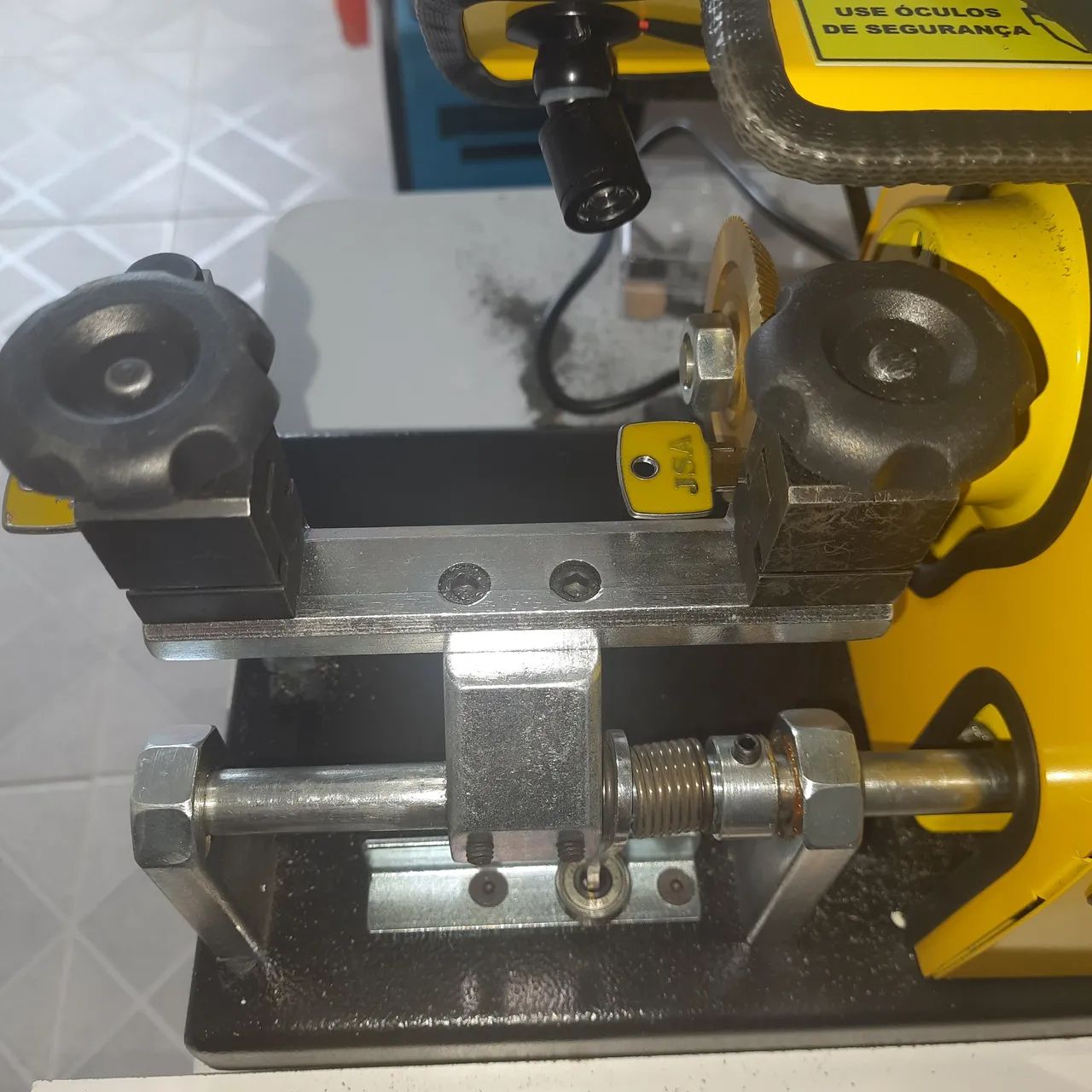 Copiadora de chaves automática profissional - Foto 4