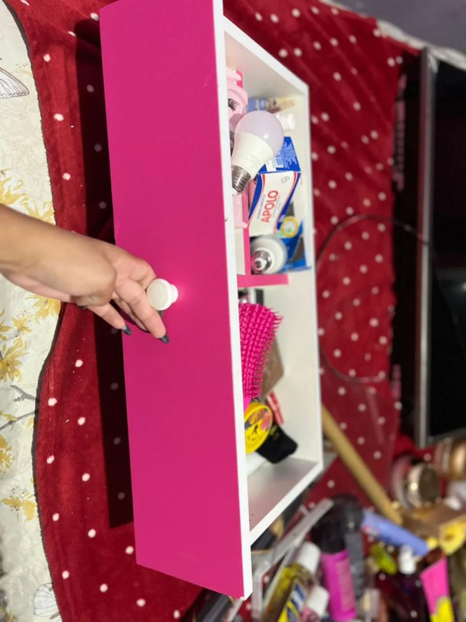 Camarim Alfa de parede com prateleiras