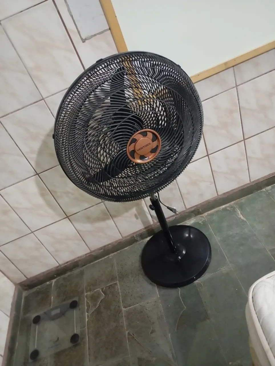 Ventilador de Pé Ventisol