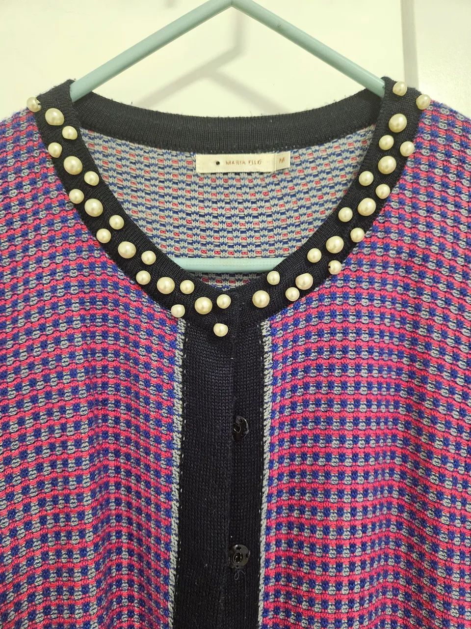 Cardigan Feminino com Detalhes em Pérolas - Maria Filo- P - Foto 4