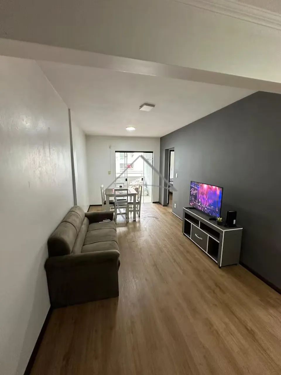 Imóvel para aluguel com 70 metros quadrados com 2 quartos em Vila Nova - Jaraguá do Sul - 