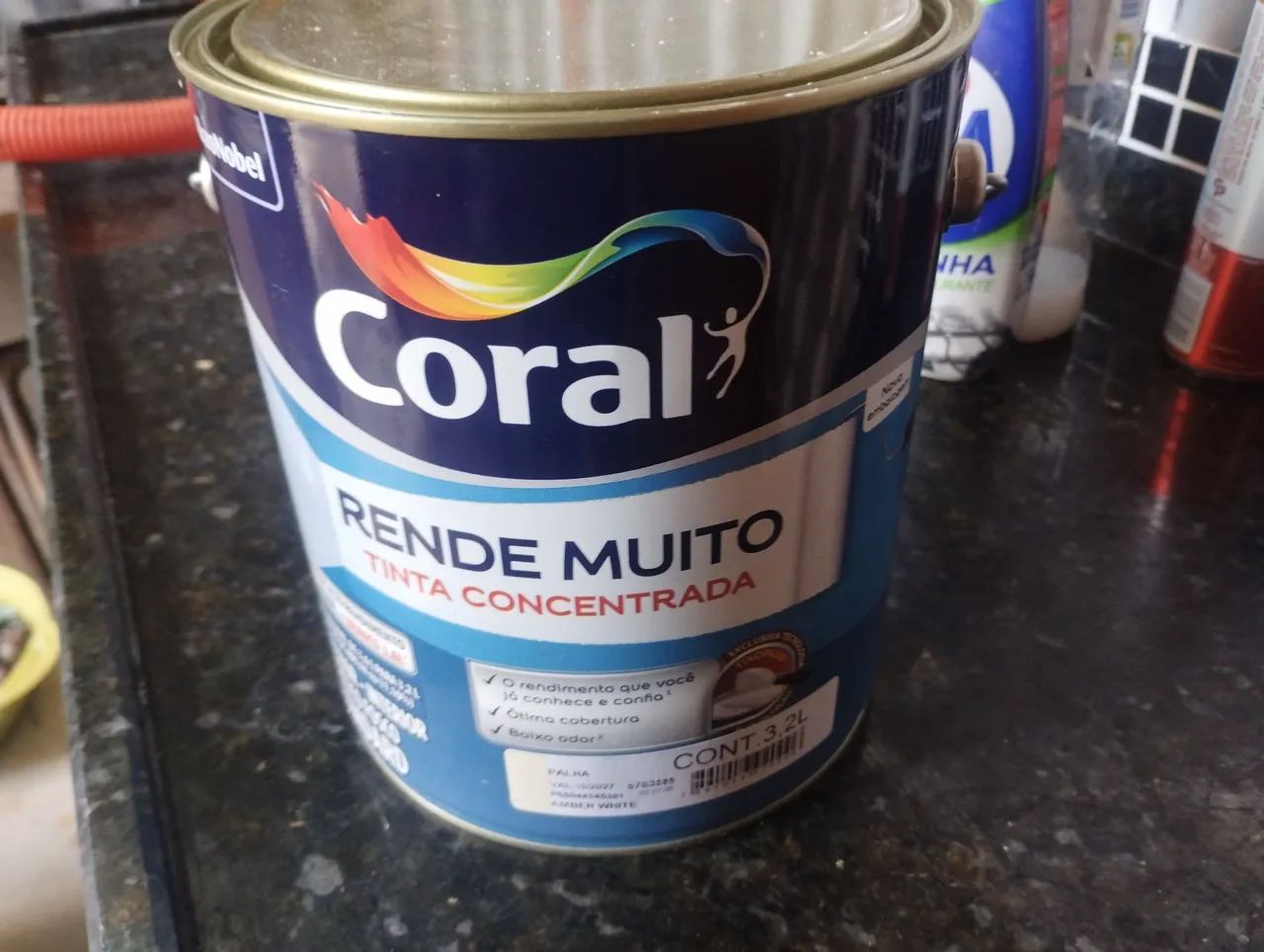 Tinta Coral Rende Muito 3,2L,RS 180 os dois galões.