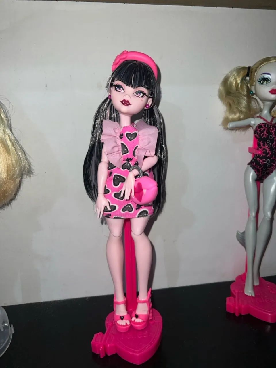 Boneca Monster High Draculaura com Nylon  - Foto 4