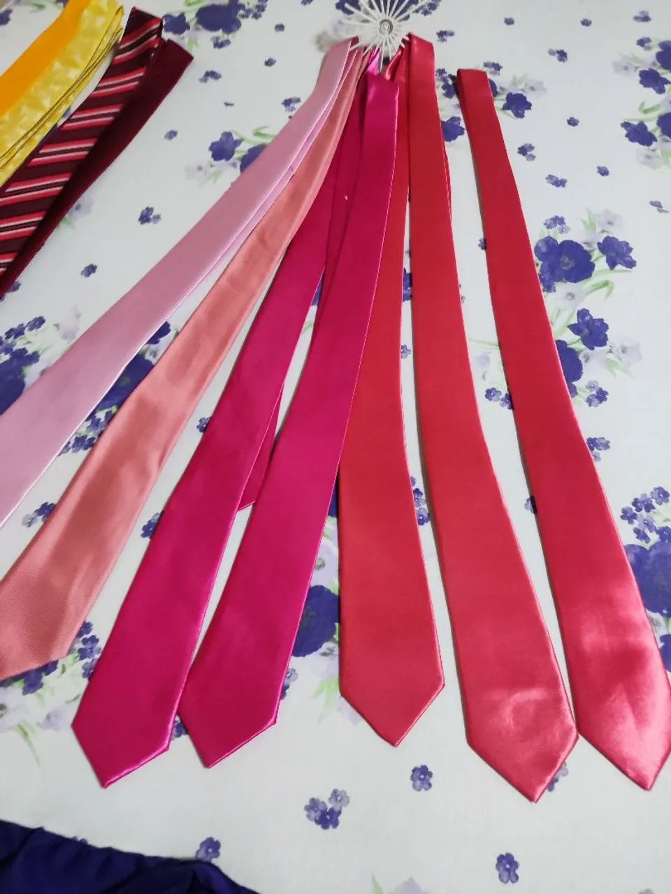 Gravatas avulsas - Ultmas peças - Cores e modelos variados - Foto 3