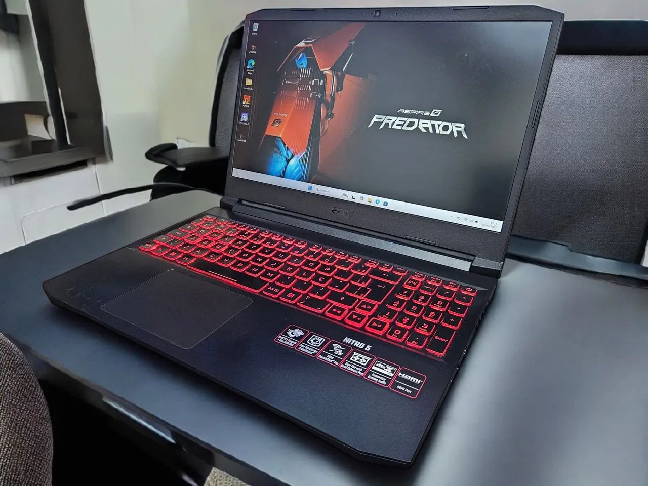 Notebook gamer  i5 11th gen rtx 3050 16gb  144hz joga tudo 