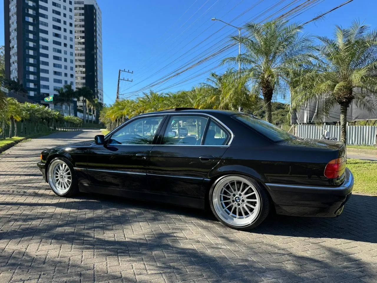 BMW 750I A 1999