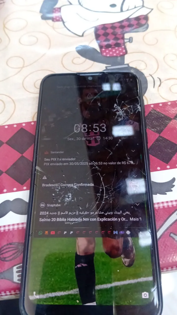 Celular Motorola E20 com tela quebrada, somente pra quem precisa de urgência