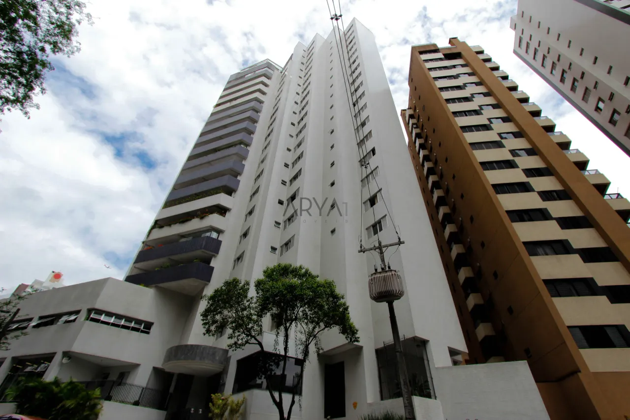 Apartamento à venda no Batel ARYA1