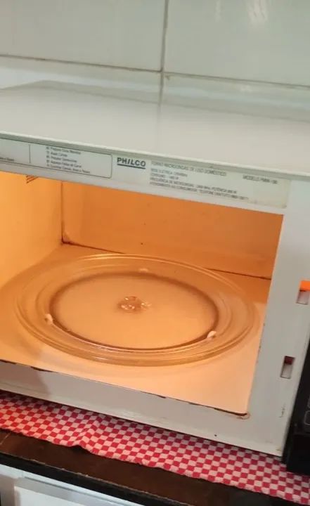 Micro-ondas Philco em ótimo estado - Foto 2
