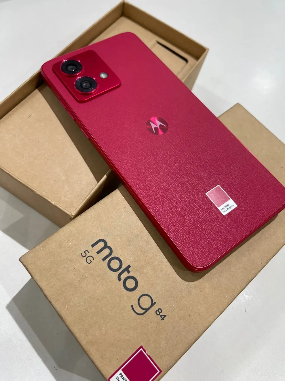 Motorola g84 novo,nunca usado,câmera perfeita