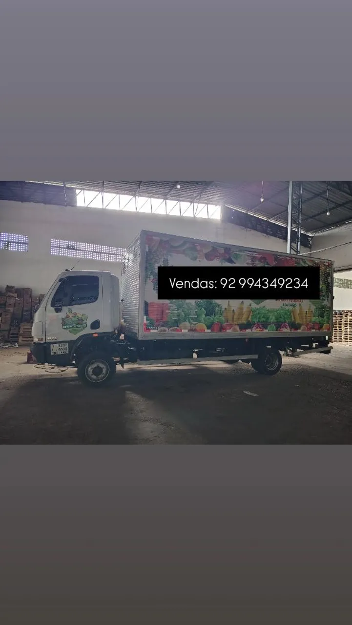 MB Accelo 815 baú pra levar hoje